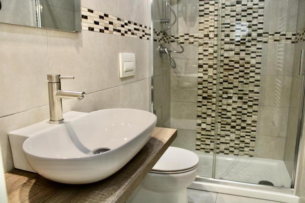 Kerasia Florence Ngoại thất bức ảnh