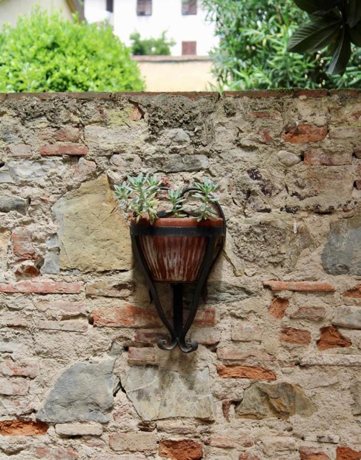 Kerasia Florence Ngoại thất bức ảnh